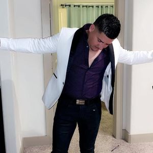 Meet your Posher, Alberto